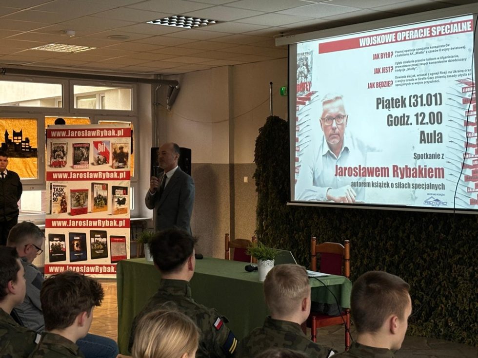 Spotkanie odbyło się z inicjatywy Jacka Grzegorzewskiego, dyrektora Zespołu Szkół Samochodowych.