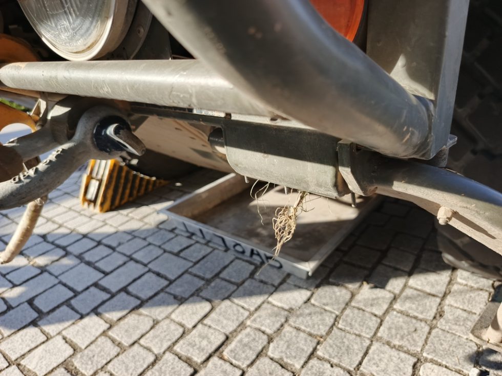 Brytyjski sprzęt wystawiony na Cytadeli nosił wyraźne ślady użytkowania.