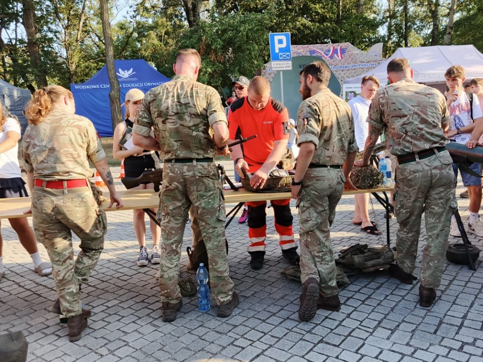 Żołnierze z Royal Yorkshire Regiment.