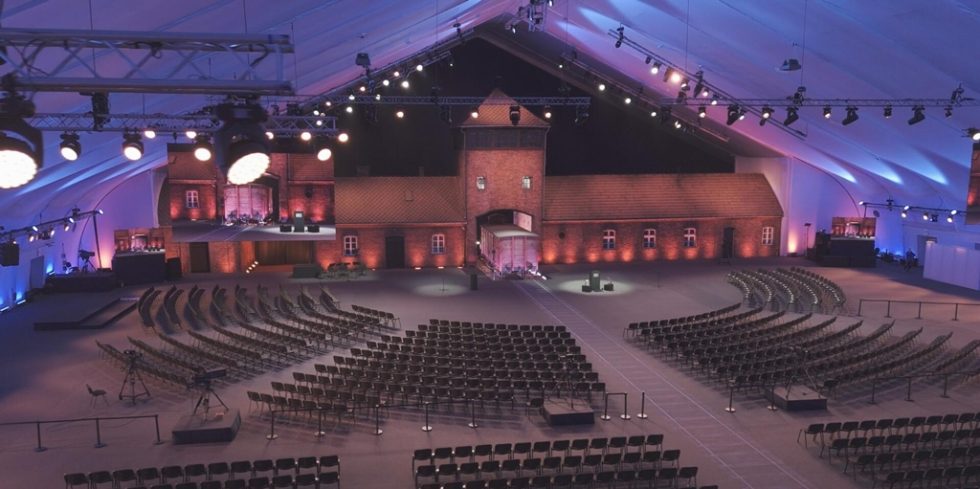 Auschiwitz - Hala FRS zbudowana na 80. rocznicę wyzwolenia KL Auschwitz-Birkenau.