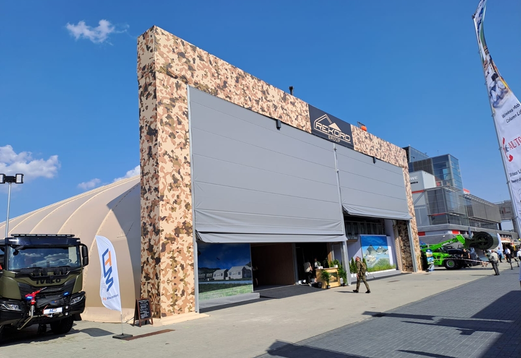 Międzynarodowy Salon Przemysłu Obronnego już jutro. Warto odwiedzić stoisko REKORD GROUP