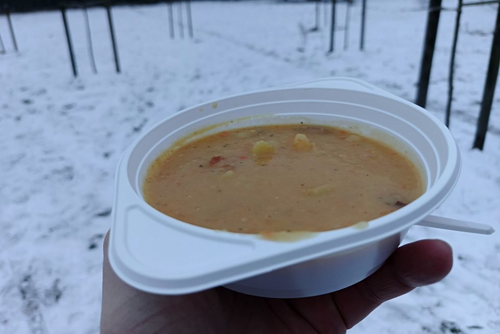 Wojskowa grochówka była jedna z największych atrakcji imprezy.